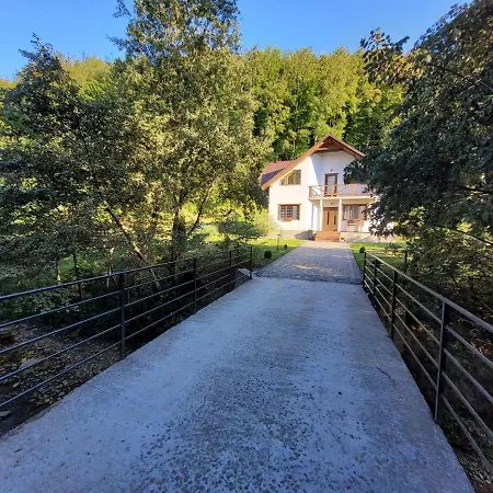 Lodge Bilya Lisu